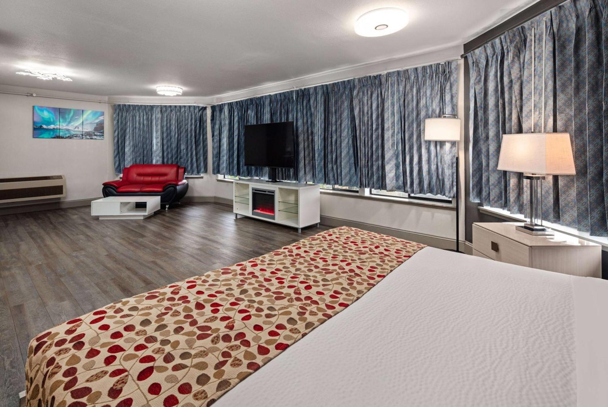 Days Inn By Wyndham Lakewood South Tacoma Exteriér fotografie