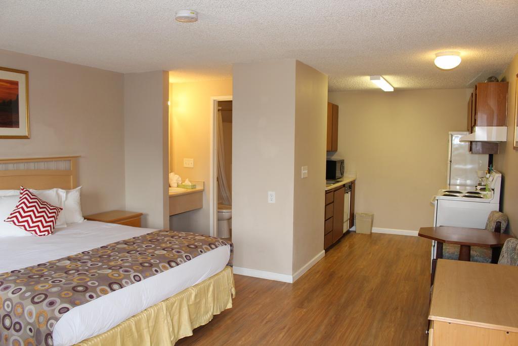 Days Inn By Wyndham Lakewood South Tacoma Exteriér fotografie