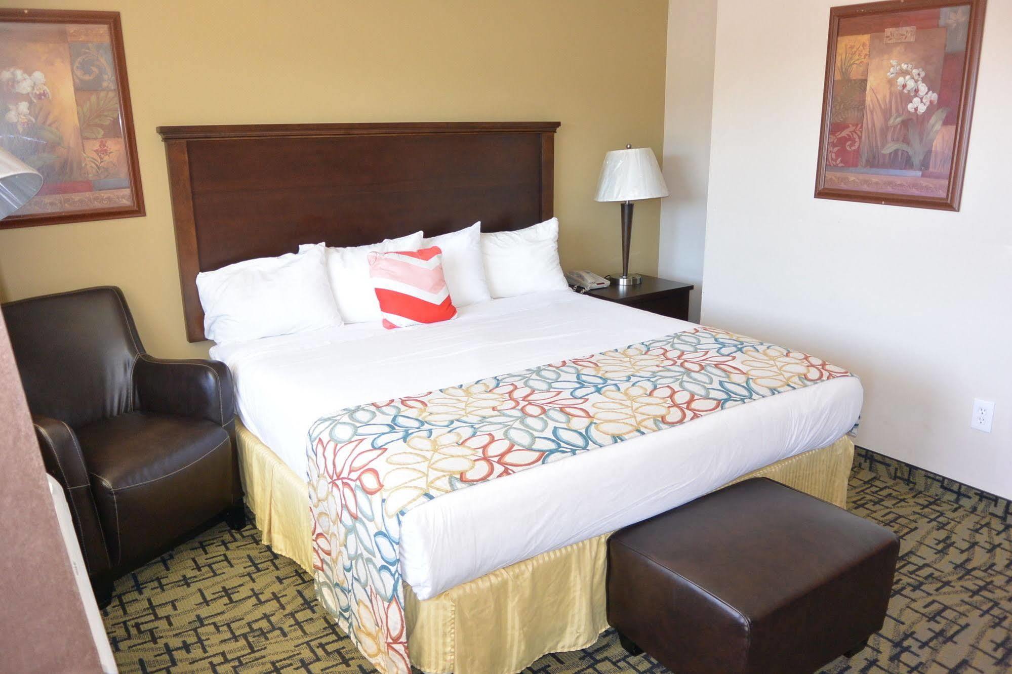Days Inn By Wyndham Lakewood South Tacoma Exteriér fotografie