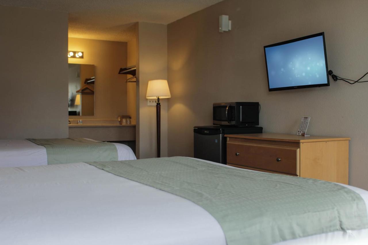 Days Inn By Wyndham Lakewood South Tacoma Exteriér fotografie